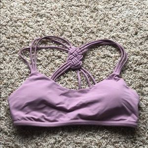 Lululemon sports bra